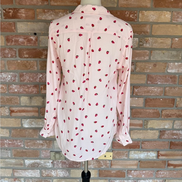 Rails Rocsi Strawberry Print Button Down Shirt Size Small - Picture 7 of 10
